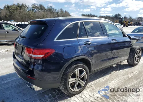 2017 Mercedes-Benz Glc 300 4Matic z USA, uszkodzony, nr VIN WDC0G4KB9HF118357